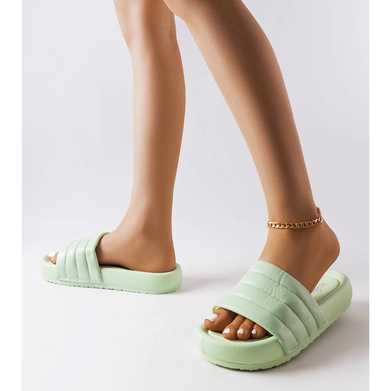 Inna Pantofole verdi decorate con trapuntatura Dorene verde 2