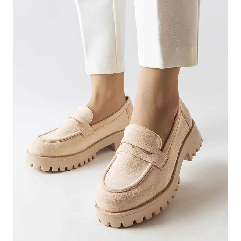 Inna Scarpa in ecopelle beige di Dina 1