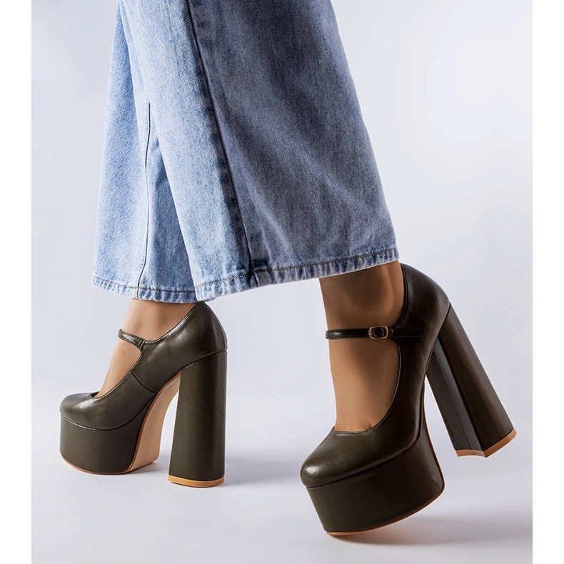 Décolleté verde con tacco alto Colle 1