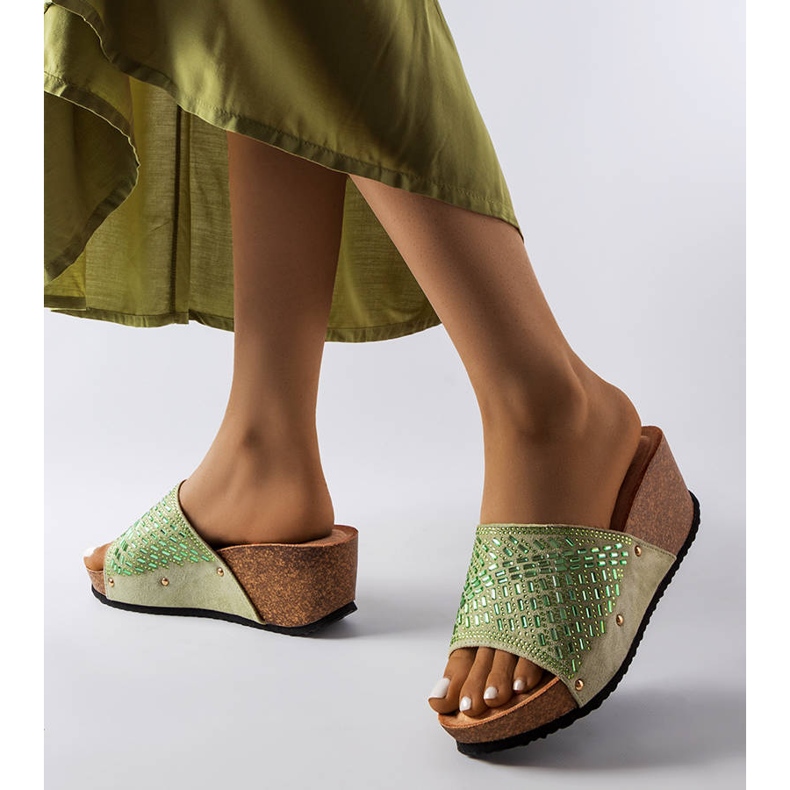 Sandali con zeppa con strass verdi di Guymon verde 2