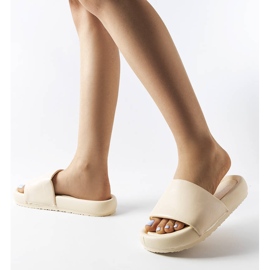 Ciabatte con plateau beige di Franco 2