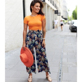 Sandali beige decorati con strass di Gaetano 1