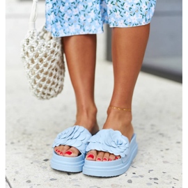 Sandali con plateau blu di Mese 1