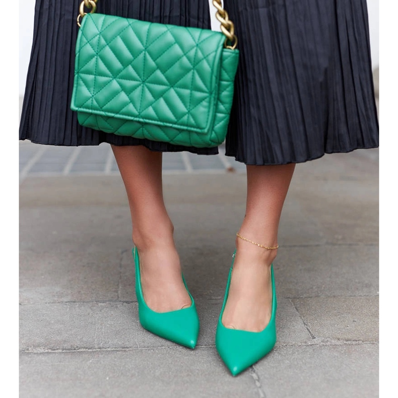 Décolleté con tacco verde di Quirico 2