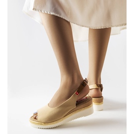 Sandali con zeppa Big Star beige JJ276049 1