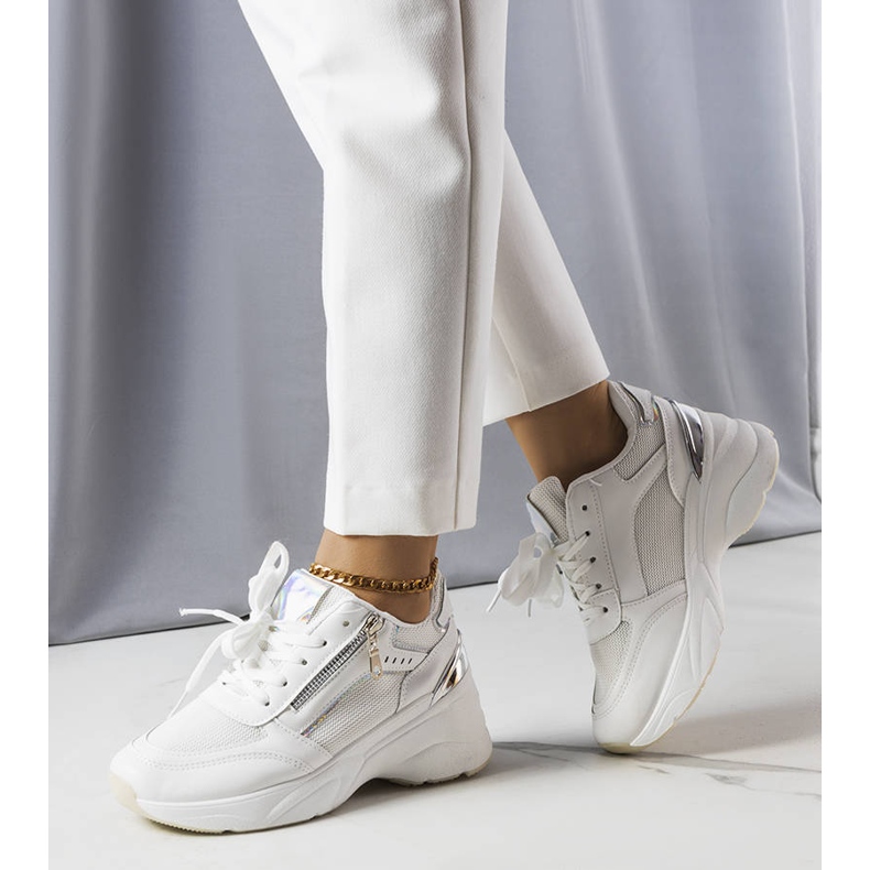 Sneaker bianche con zeppa bianco 1