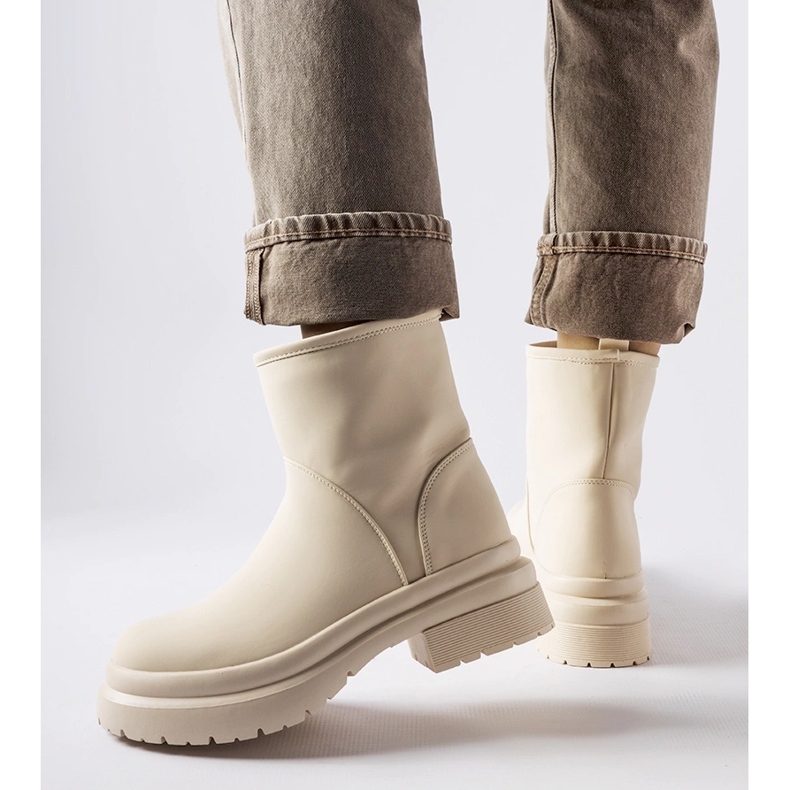 Inna Stivaletti Clotilde con isolamento in gomma beige 1