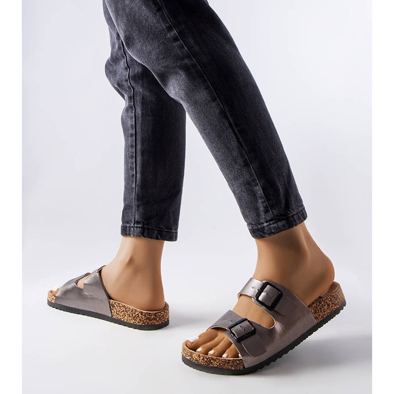 Ciabatte in sughero grigio con fibbie di Lee Cooper LCW-22-35-1153L 1