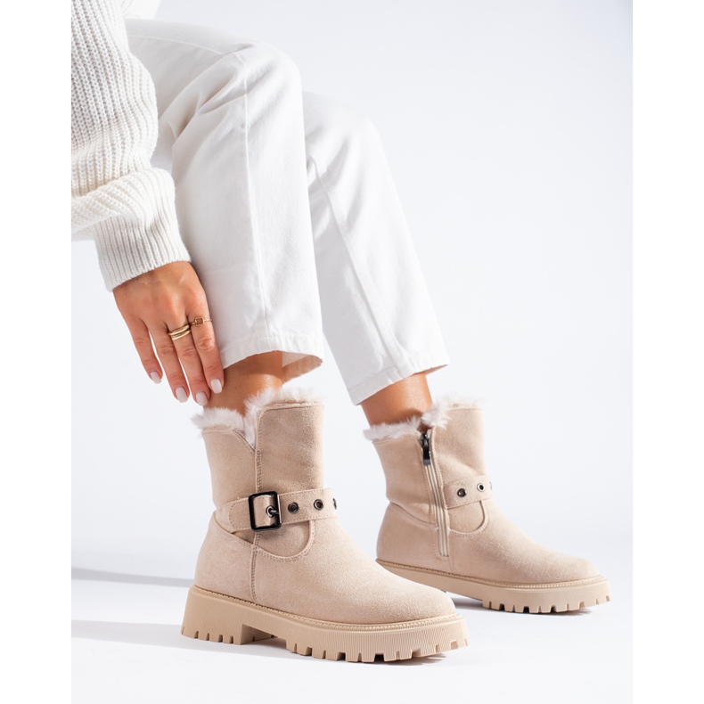 Doposci beige con fibbia Vinceza 1