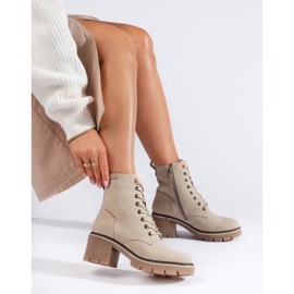 Stivaletti Shelovet stringati in camoscio beige con tacco largo 1