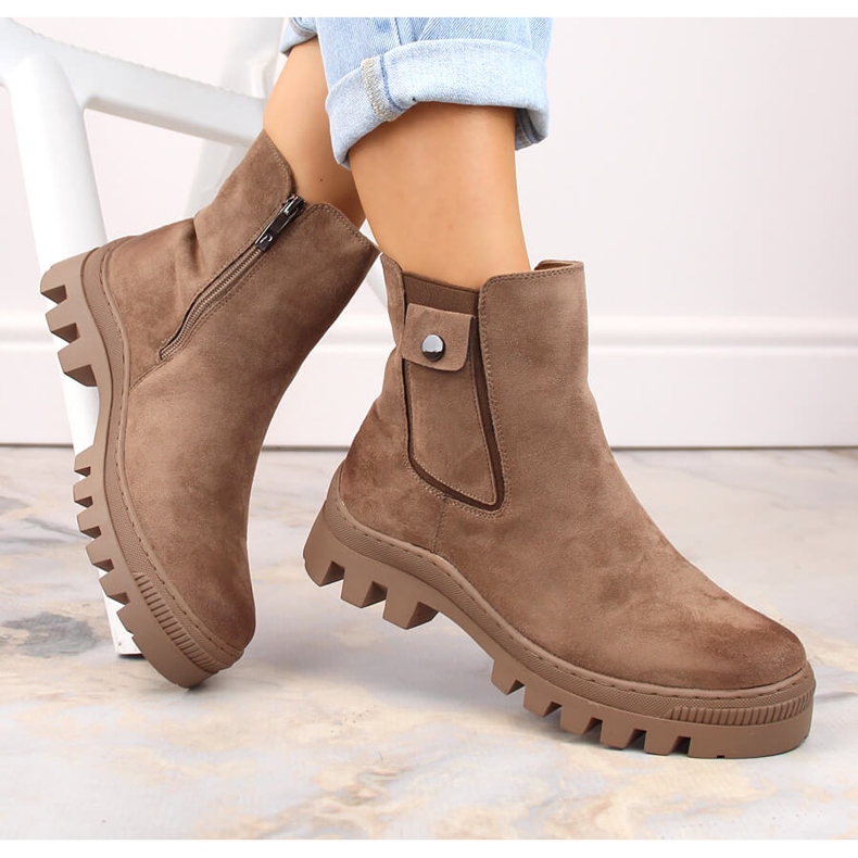 Stivali da donna in pelle scamosciata con tasca, isolanti marroni Potocki SZ12163 marrone 1