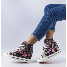 BM Sneaker con zeppa a fiori di colore nero di Fouquet 2