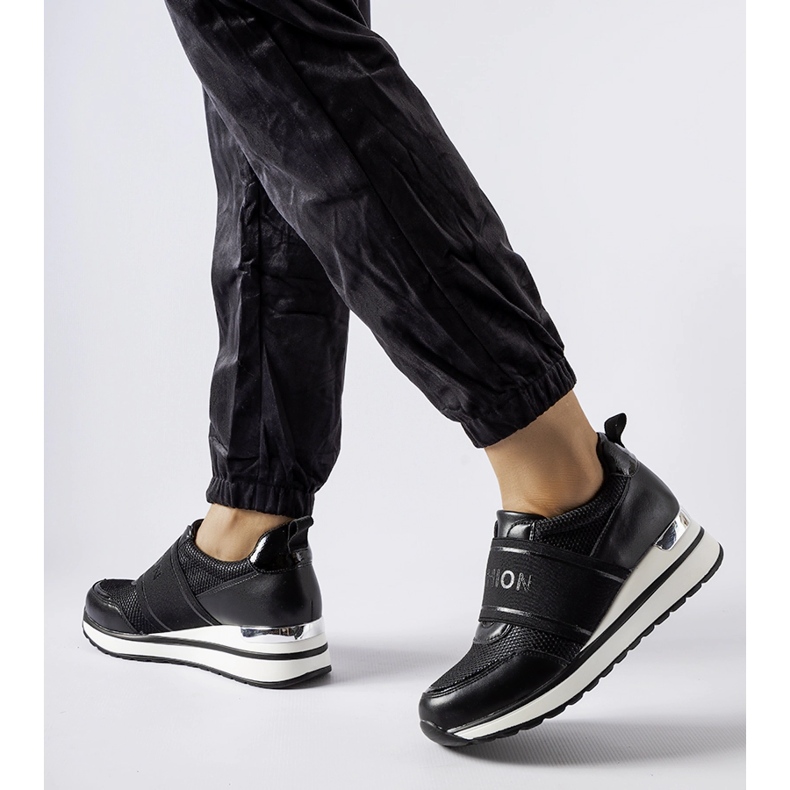 Sneakers nere con decorazione Andre argento nero 1