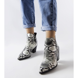 Stivali da cowboy corti bianchi con imitazione pelle di serpente di Iga bianco 1