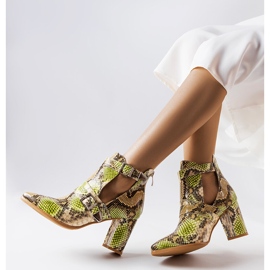 Stivali da donna neri e verdi di Itabi beige 1