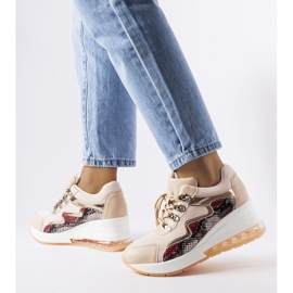 Inna Sneakers con zeppa rosa di Dajdla 1