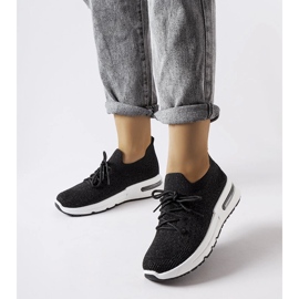 Inna Sneakers nere decorate con un filo Randolph lucido nero 1