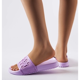 Pantofole in gomma viola di Moiariello 1