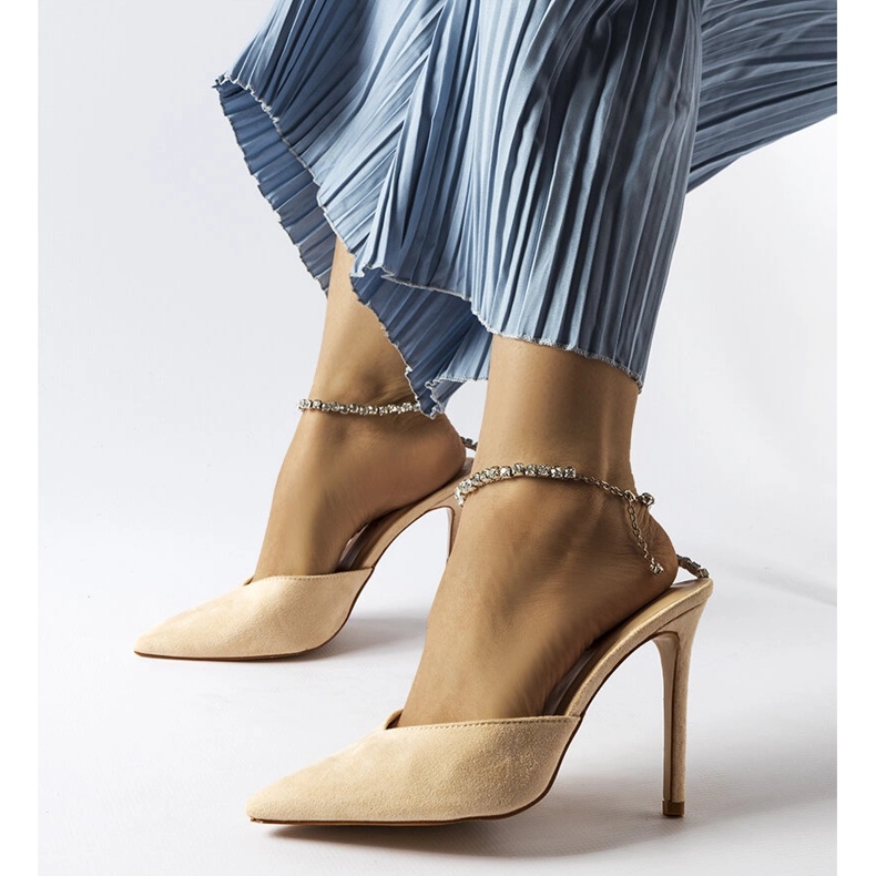 Décolleté Claude stiletto beige con strass 1