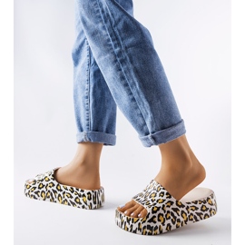 Ciabatte leopardate bianche con plateau di Galena bianca 1