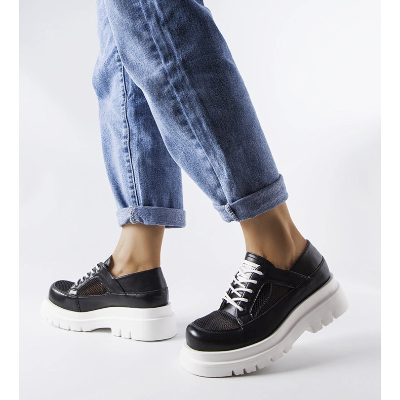 Inna Massicce scarpe Tasmin nere traforate nero 1