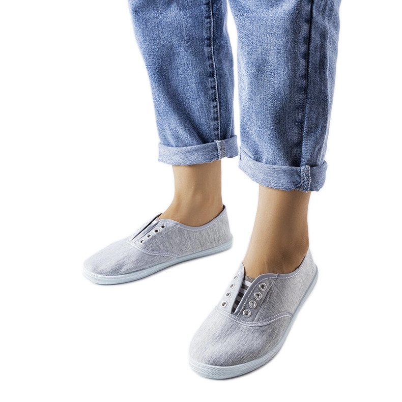 Sneaker slip-on in tessuto grigio di Vilma 1