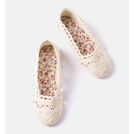 Ballerine all'uncinetto beige per bambini di Lisa 1