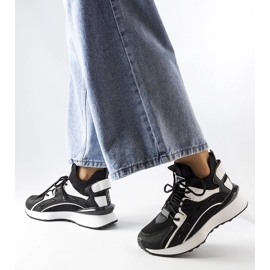 Inna Sneakers alla moda in bianco e nero di Begins 1
