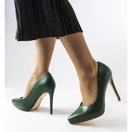 Kristin tacchi classici verde scuro 1