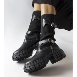 Eleganti stivali neri con tomaia elastica di Ida nero 1