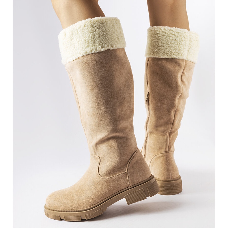 Stivali Erin in ecopelle scamosciata beige 1