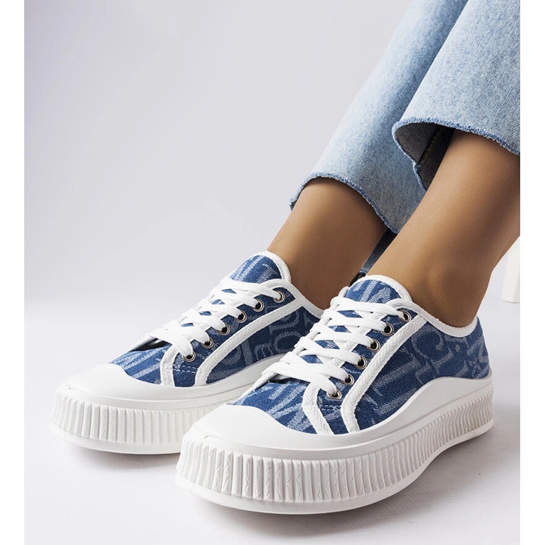 Sneakers con plateau blu navy di Alfianello 1