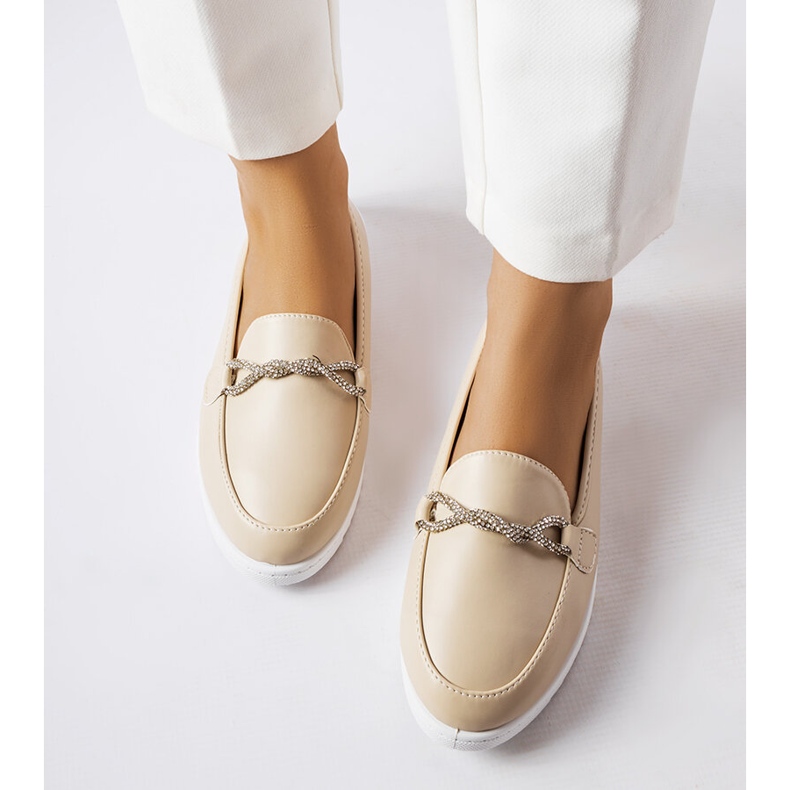 Mocassini beige con strass di Paola 1