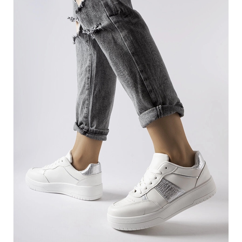 Sneakers sportive bianche e argento di Parma bianco 1