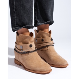 Stivali da cowboy da donna in camoscio con zeppa Shelovet beige 1