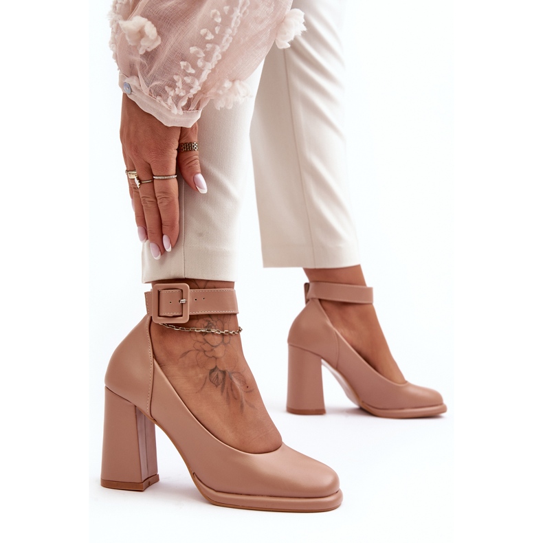 WS1 Décolleté con tacco alto e fibbia, beige Idovana 2