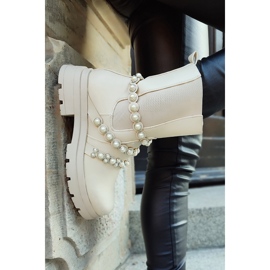 Stivaletti da donna beige con accessori decorativi 1