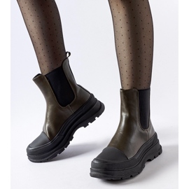 Scarpe verdi con suola sportiva di Ermanno verde 1