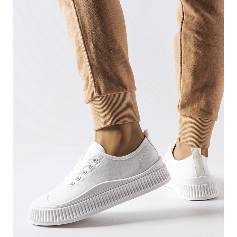 Sneakers bianche con plateau Collepepe bianco 2