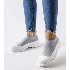 Sneaker slip-on grigie con plateau Baratili grigio 1