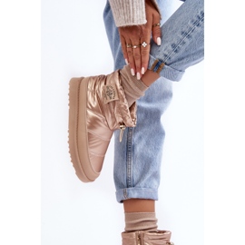 Stivali da neve isolati da donna Lee Cooper LCJ-23-44-1965L Beige d'oro 2