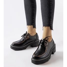 Scarpe basse nere con tacco massiccio Fondachetto nero 1