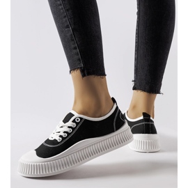 Sneakers nere con plateau Collepepe nero 1