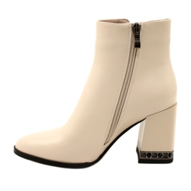 Stivaletti beige con decorazione sul tacco Filippo DBT4842/23 BE beige 1