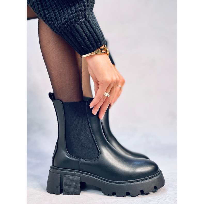 Stivaletti Chelsea alti di Rumer Black nero 2
