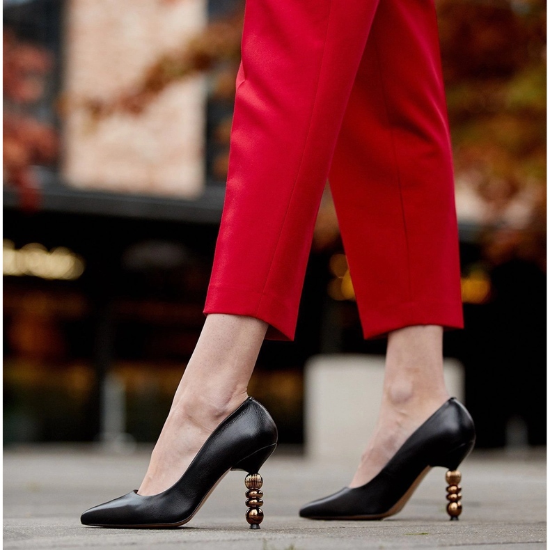 Marco Shoes Stiletti in pelle realizzati in morbida pelle a grana con pietre nero 2