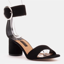 Marco Shoes Sandali da donna in pelle con fibbia decorativa nero 1