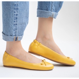 Marco Shoes Ballerine in pelle fiore delicato giallo 1
