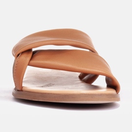 Marco Shoes Infradito in pelle su fondo piatto marrone 1