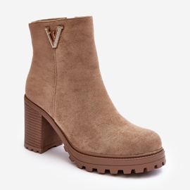 WJ2 Stivaletti da donna con tacco alto in pelle scamosciata con decorazione, Beige Strong 1